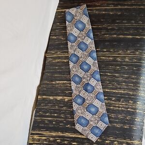 Weekenders Blue and Gray Patterned Tie Vintage Sanwashed Silk *SO SOFT*